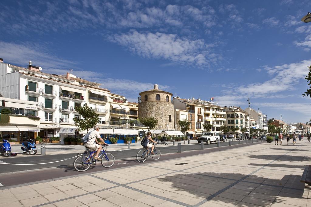 Playmar Litoral Costa Dorada - Only Families Apartment Cambrils Bagian luar foto